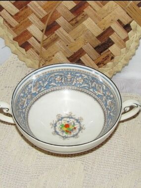 Antique Myott Medici Cream Soup Bouillon Bowl Blue Bands Griffon England Vintage